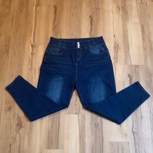 SHEIN NWOT Dark Wash High Rise Skinny Jeans 2XL